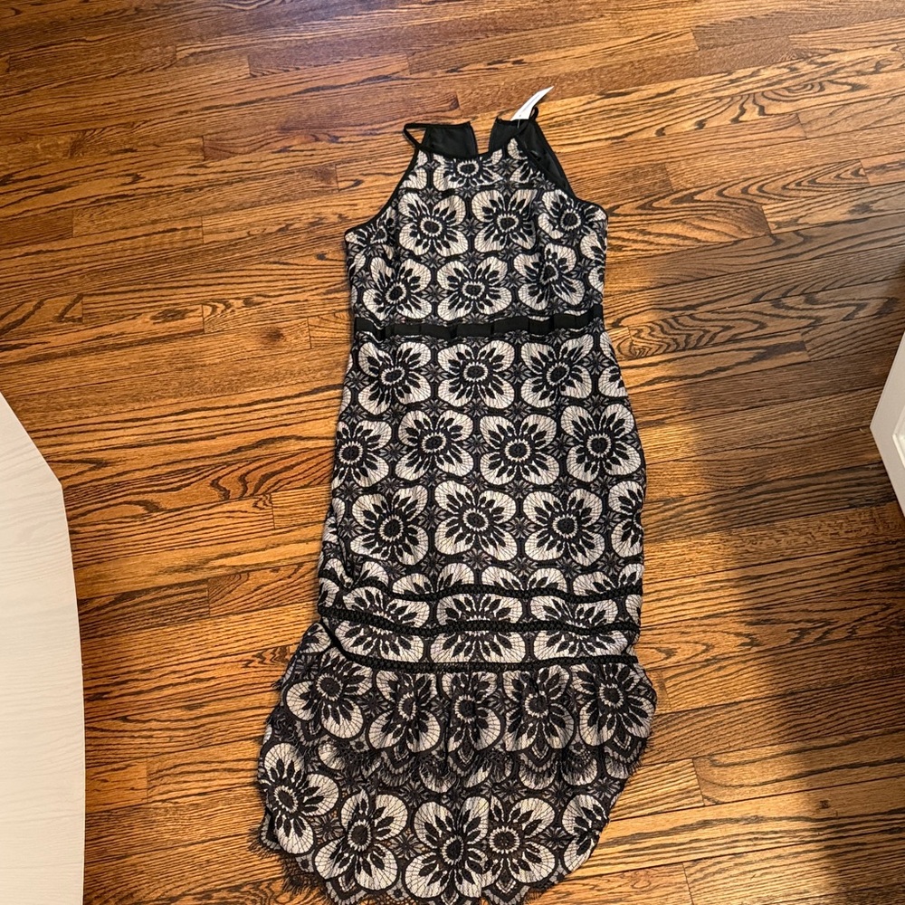 NWT banana republic Black and Cream Floral Lace Midi Dress